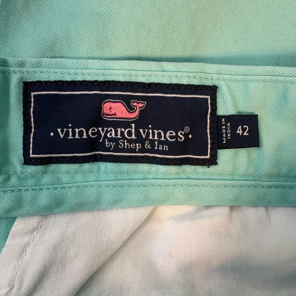 Vineyard Vines light green